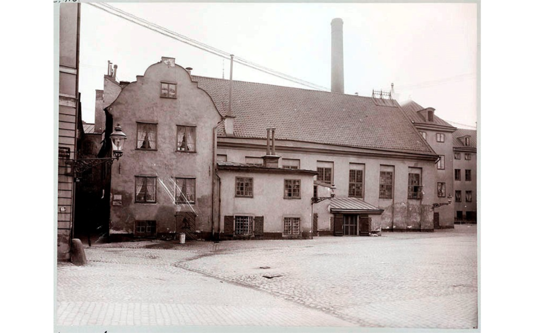 Finska kyrkan 300 år: guidad visning & författarsamtal